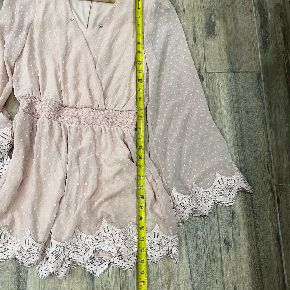 Lulus Elegant Blush Pink Long Sleeve Short Romper Size Small - Picture 4 of 6